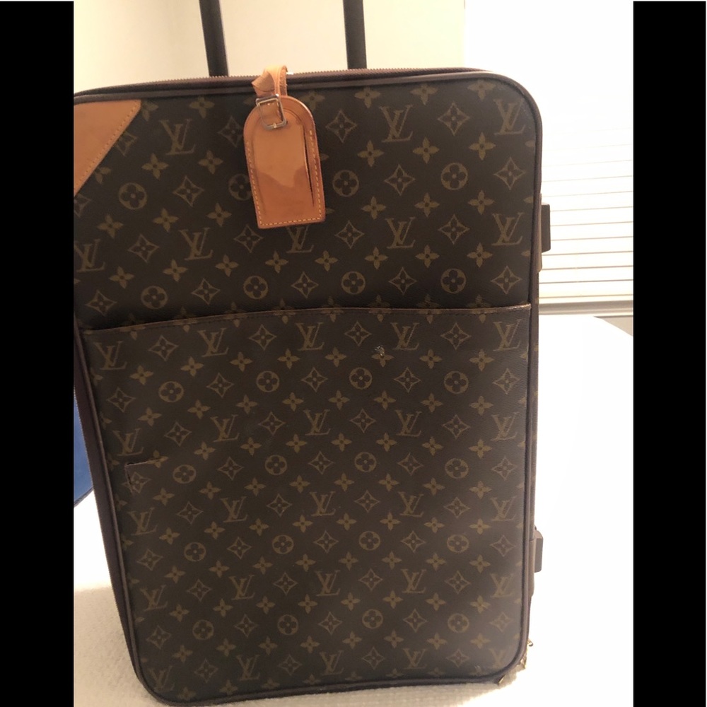Louis Vuitton luggage authentic